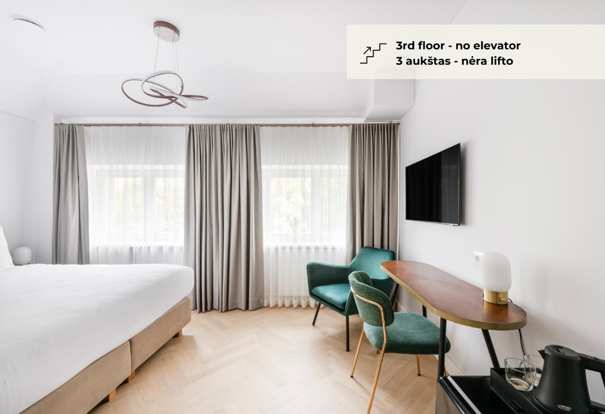 Grand Crown Lejlighedshotel VNO Eksteriør billede
